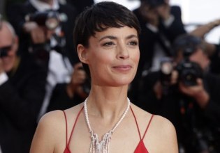 Μπερενίς Μπεγιό: Μαζί με 4.000 Γάλλους ηθοποιούς που καταγγέλλουν «οργανωμένη λεηλασία» από την ΑΙ