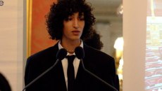 Από τη Μόδα στο Δίκαιο – Το μοντέλο που έγινε δικηγόρος για να συμβουλεύει τους πρώην συνάδελφους του