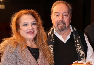 Ελένη Καστάνη: «Ακόμα λειτουργώ σαν να έχω τα παλιά μου κιλά. Φοράω ρούχα Large και μου πέφτουν»