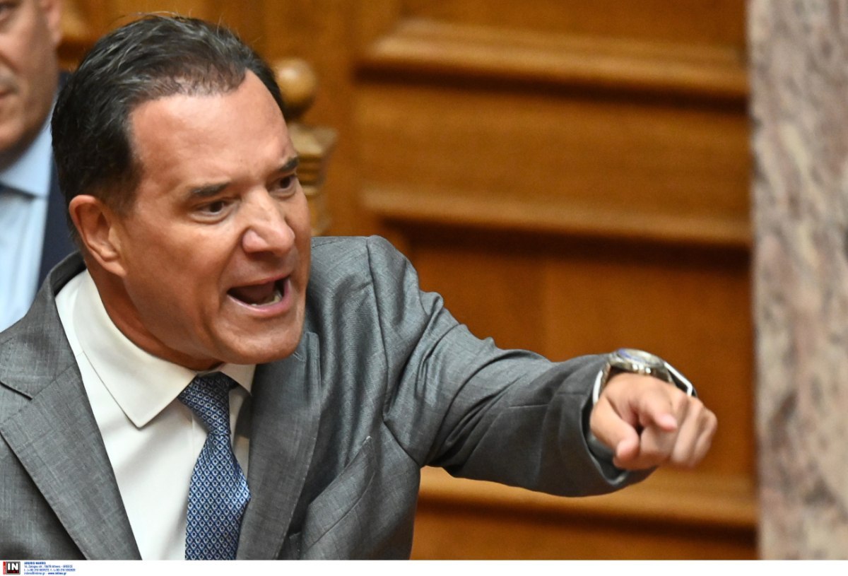 Τα fake news ενός υπουργού, η ενόχληση του πρωθυπουργού, 40 μέρες για την εβδομάδα των Παθών, προηγείται εκείνη των Τεμπών.