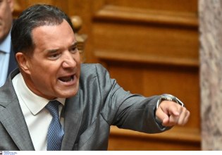 Τα fake news ενός υπουργού, η ενόχληση του πρωθυπουργού, 40 μέρες για την εβδομάδα των Παθών, προηγείται εκείνη των Τεμπών.