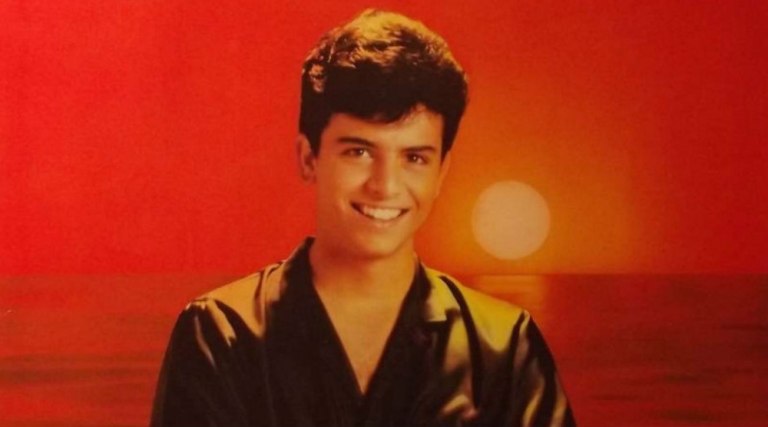 Ένας σταρ των 80s γίνεται viral στο TikTok χάρη στην κόρη του