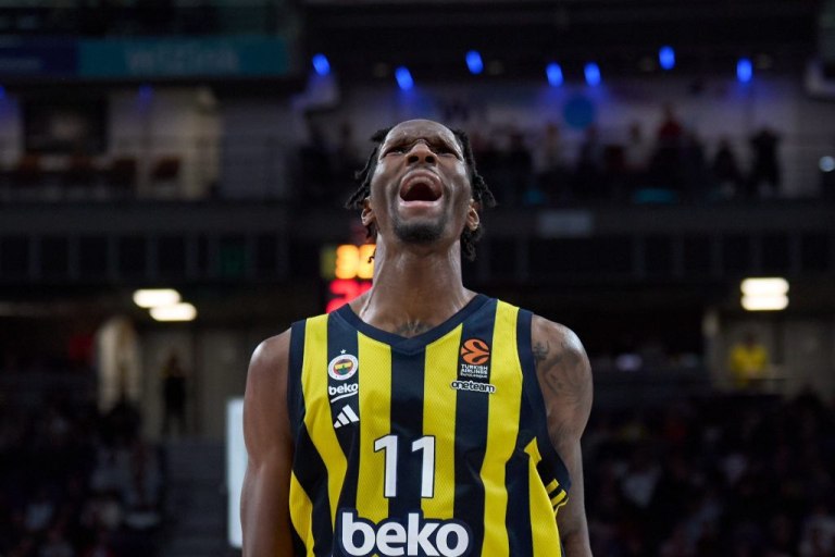 Oι λεπτομέρειες για το «χρυσό» deal του Παναθηναϊκού με τον Χέιζ-Ντέιβις