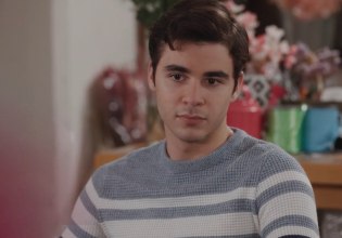 Η γη της ελιάς: Απιστία και εκδίκηση