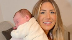 Ιστορική γέννηση στην Βρετανία: Πρώτο μωρό από μεταμόσχευση μήτρας νεκρής δότριας