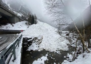 Ελβετία: Εκτροχιάστηκε τρένο με 80 επιβάτες λόγω χιονοστιβάδας