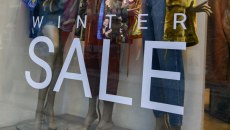 Χειμερινές εκπτώσεις: Μέχρι πότε ισχύουν και ποιες οι παγίδες που πρέπει να αποφύγετε