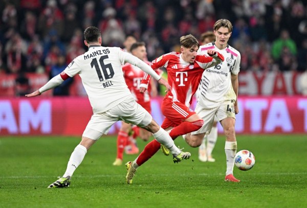 «Τα 100 εκατ. ευρώ δεν συγκινούν την Μπάγερν για τον Καρλ»