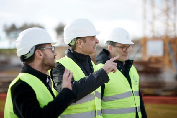 ΣΥΡΙΖΑ: Εμπαιγμός και ανεπάρκεια Μητσοτάκη στον Έβρο