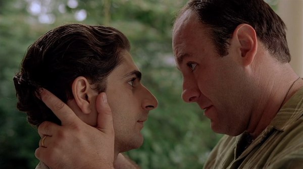 Ο Μάικλ Ιμπεριόλι πιστεύει ότι πολλοί από τους χαρακτήρες του «The Sopranos» θα ψήφιζαν Τραμπ