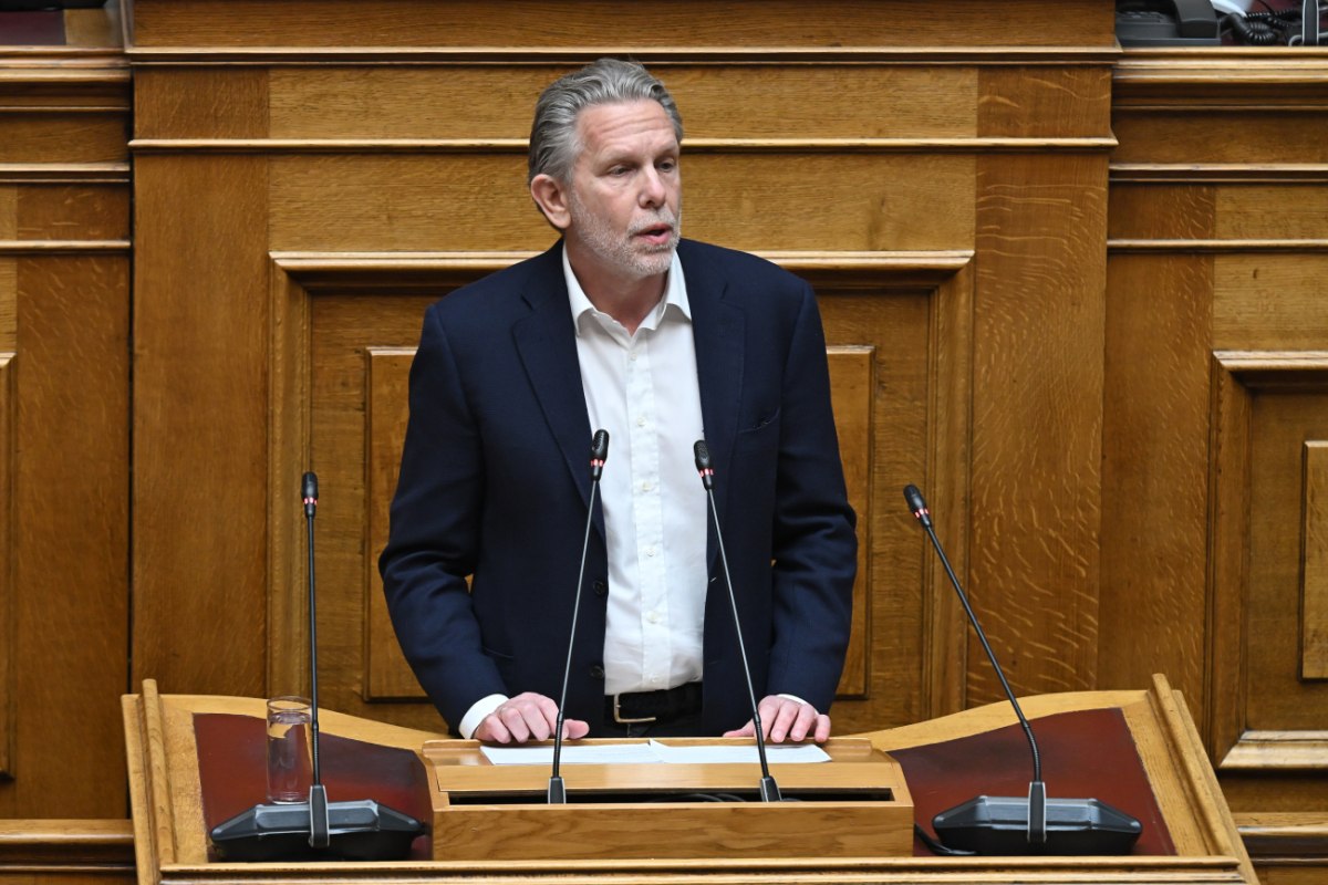 Γερουλάνος: Αν το κράτος είχε κάνει στοιχειωδώς σωστά τη δουλειά του, δεν θα είχαν χαθεί 57 ψυχές στα Τέμπη