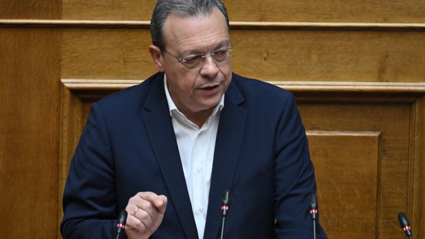 Φάμελλος: Η Δημοκρατία και η Δικαιοσύνη ανήκουν σε όλους – Η κυβέρνηση μειώνει και τις δύο