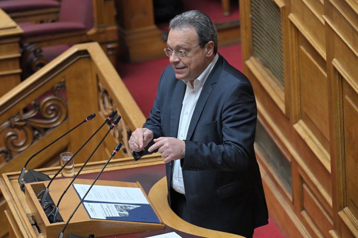 Φάμελλος: Όποια πέτρα κι αν σηκώσεις θα βρεις ένα σκάνδαλο της ΝΔ – Η διαφθορά θα παταχθεί μόνο αν παραιτηθούν