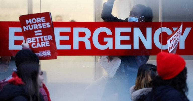 ΗΠΑ: Έπειτα από ένα μήνα απεργία, επήλθε μερική συμφωνία μεταξύ νοσηλευτών και εργοδοτών στη Νέα Υόρκη