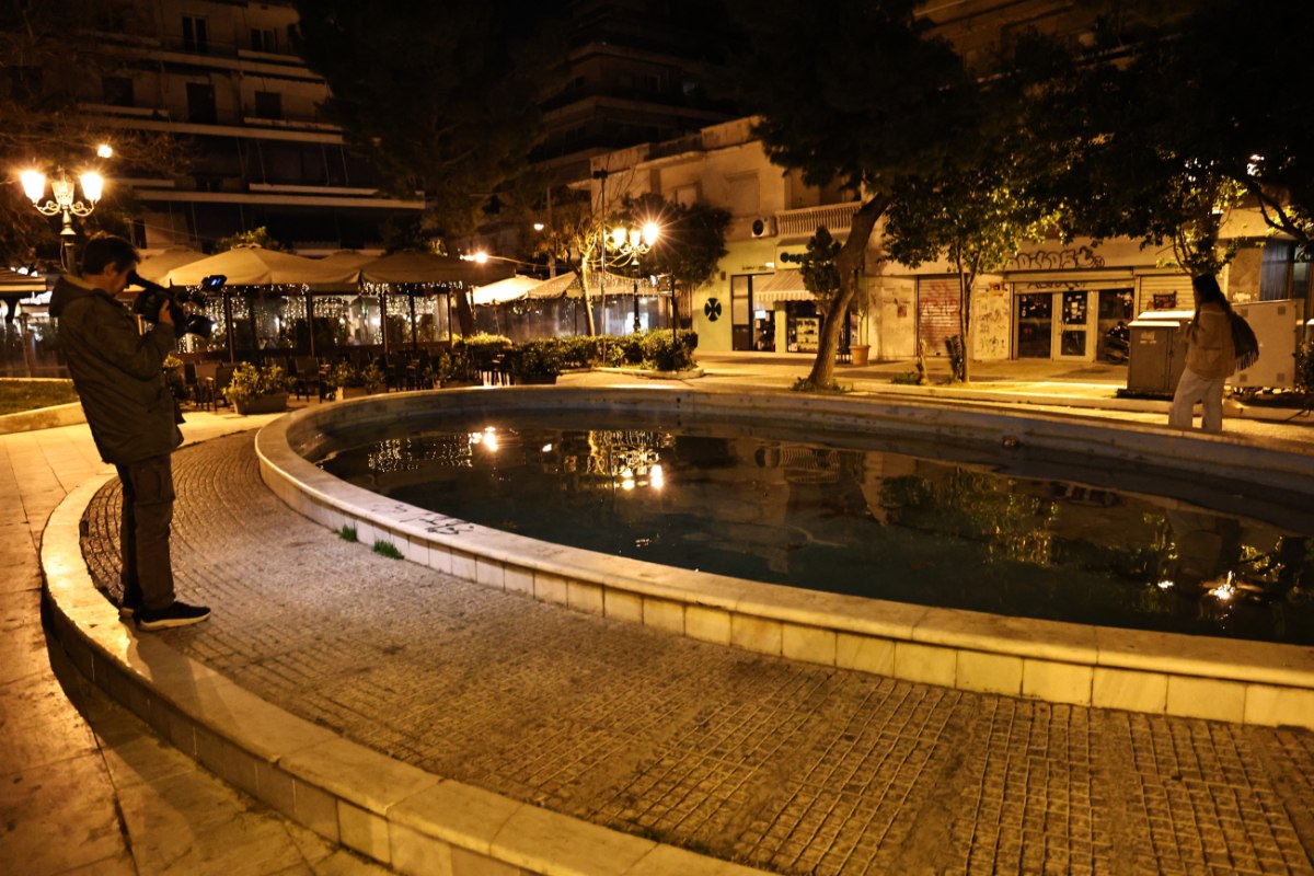 Καλλιθέα: Πώς χάθηκαν πολύτιμα λεπτά μέχρι να βρεθεί το παιδί μέσα στο σιντριβάνι