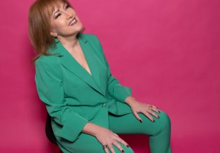 Η Έλλη Πασπαλά τραγουδά jazz στο Θέατρο Ολύμπια «Μαρία Κάλλας»