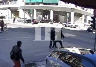 Πατήσια: Βίντεο ντοκουμέντο από την άγρια επίθεση με μαχαίρι όταν δύο οδηγοί ήρθαν στα χέρια