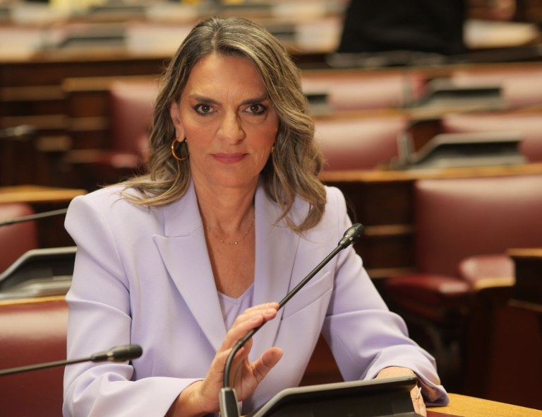 Νέα Αριστερά: Νέα εκπρόσωπος Τύπου η Πέτη Πέρκα – Γραμματέας της Κοινοβουλευτικής Ομάδας ο Δημήτρης Τζανακόπουλος