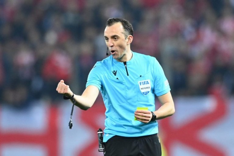 Ποιος είναι ο διαιτητής που σφυρίζει στο Ολυμπιακός – Λεβερκούζεν