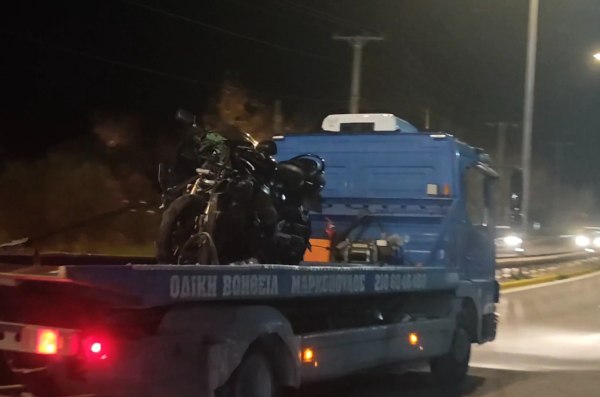 Παράσυρση πεζού στη Μαραθώνος – Δύο τραυματίες στο «Γεννηματάς»