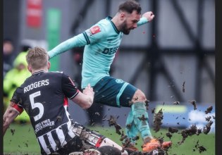 Αυτό δεν είναι γήπεδο – Κι όμως σε αυτό τον βάλτο παίχτηκε ποδόσφαιρο