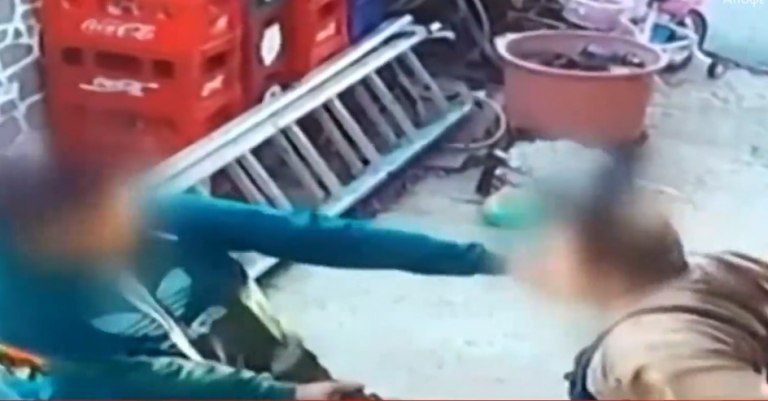 Βίντεο ντοκουμέντο από τη Λέρο: Όταν ο πατέρας χτυπούσε τον γιο του πριν από ένα χρόνο