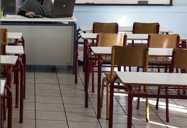 Πάτρα: Δασκάλα χαστούκισε 8χρονο που βρίσκεται στο φάσμα του αυτισμού γιατί… «έκανε θόρυβο»