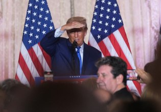 Πώς ο Τραμπ προσπαθεί να αποκτήσει έκτακτη προεδρική εξουσία στις εκλογές