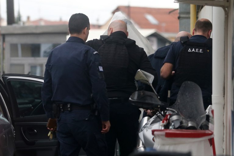 Βιολάντα: «Δακρύζαμε από την οσμή» λένε εργαζόμενοι – Ελέγχεται και το τρίτο εργοστάσιο του ιδιοκτήτη