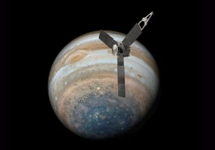 Νέες μετρήσεις μίκρυναν τον πλανήτη Δία