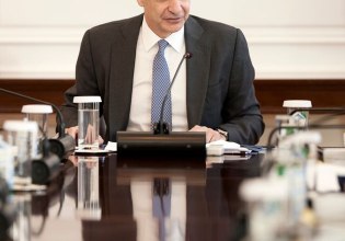 Τηλεοπτικό μήνυμα Μητσοτάκη για συνταγματική αναθεώρηση