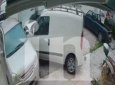 Αιγάλεω: Βίντεο ντοκουμέντο από την τρελή πορεία του φορτηγού που σάρωσε αυτοκίνητα