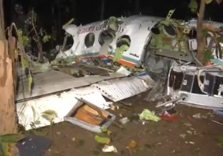 Τραγωδία στην Ινδία: 7 νεκροί από τη συντριβή αεροσκάφους