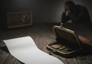 Η ακρίβεια «κοστίζει» στην κυβέρνηση – Κούλουμα με πολλά μποφόρ