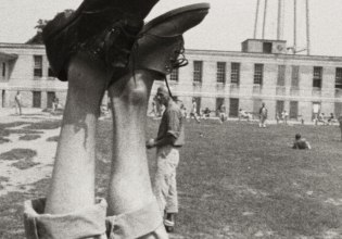 Απαγορευμένος, αποκαλυπτικός, αναντικατάστατος: Πέθανε ο Φρέντερικ Γουάιζμαν – Πέντε εμβληματικά ντοκιμαντέρ του