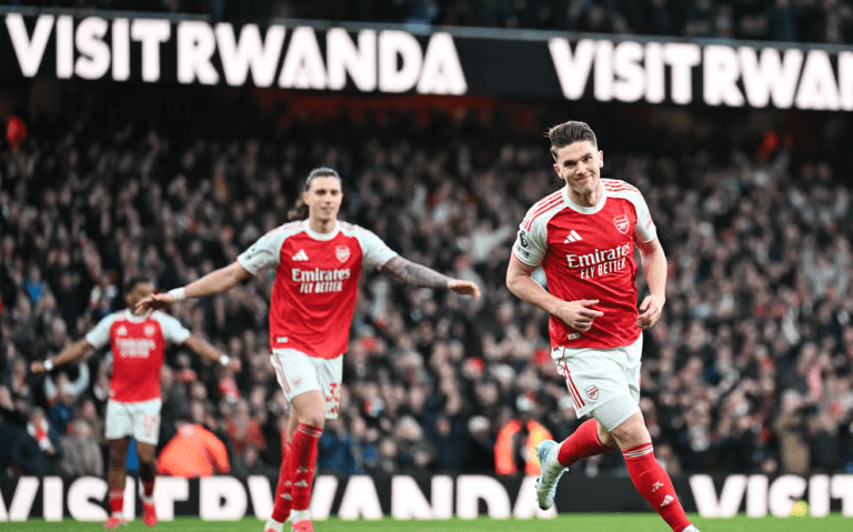 Η Άρσεναλ «καθάρισε» τη Σάντερλαντ, ξέφυγε στο +9 και… περιμένει (3-0) – Εύκολο διπλό για την Τσέλσι (1-3)