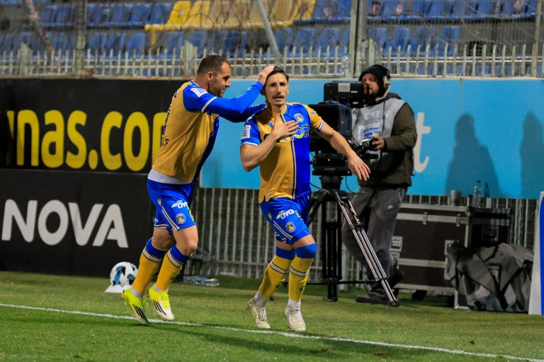 Αστέρας Τρίπολης-Βόλος 2-0: Γλυκόπικρη νίκη μετά από δυο μήνες, με… υπογραφή Μπαρτόλο (vid)