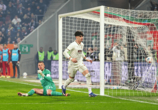 Άουγκσμπουργκ – Κολωνία 2-0: «Χτίζει» σερί και αγκαλιάζει την παραμονή