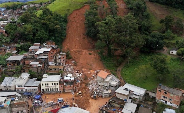 Βραζιλία: Στους 55 ανήλθαν οι νεκροί από τις πλημμύρες και τις κατολισθήσεις – 13 οι αγνοούμενοι