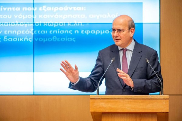 Χατζηδάκης: Δεκατέσσερα μέτρα για τη μείωση της γραφειοκρατίας