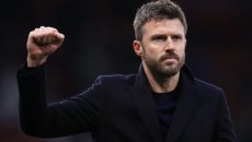 Τι είπε ο Κάρικ για το… κούρεμα του οπαδού της Γιουνάιτεντ, λίγο πριν το κρίσιμο ματς με τη Γουέστ Χαμ