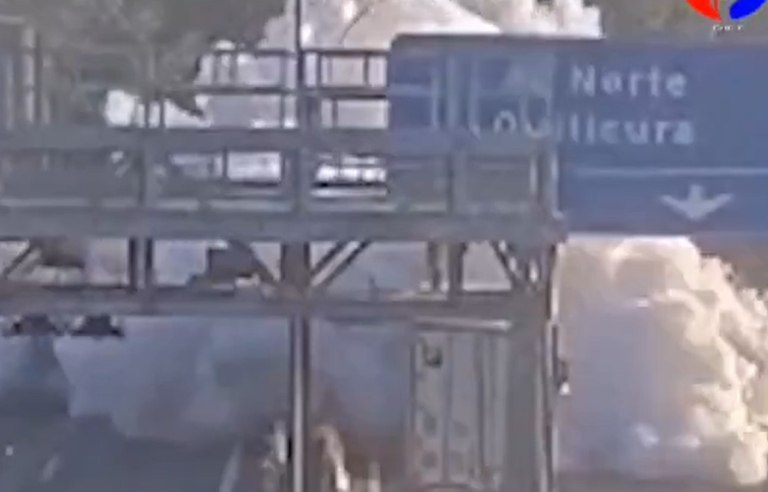 Συγκλονιστικά βίντεο από την έκρηξη βυτιοφόρου με υγροποιημένο αέριο στη Χιλή