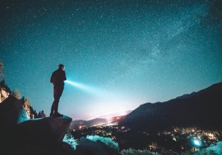 Άκρως Ζωδιακό: Τα Do’s και Don’ts στα ζώδια σήμερα [Κυριακή 15.02.2026]