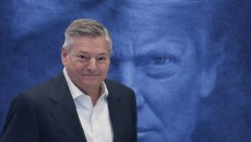 Αντιμονοπωλιακή «βόμβα» στη μάχη Netflix–Paramount για τη Warner Bros. Discovery