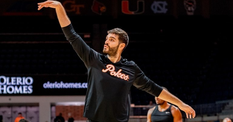 NCAA: Τέλος από τους Οκλαχόμα Στέιτ ο Μαντζούκας λόγω προβλήματος υγείας