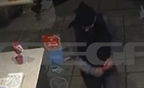 Θεσσαλονίκη: 40χρονος έκανε δέκα διαρρήξεις καταστημάτων σε ένα βράδυ – Βίντεο ντοκουμέντο