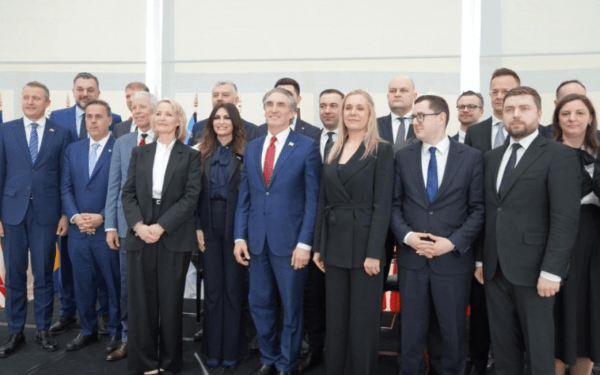 Κάθετος Διάδρομος: Κοινή δήλωση 13 χωρών για την ενεργειακή ασφάλεια της Ευρώπης