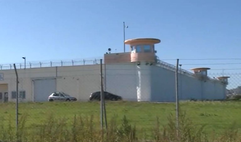 Νέες αποκαλύψεις για τη δολοφονία στις φυλακές Δομοκού – Ο ρόλος του Αρχιφύλακα και το κίνητρο του Βούλγαρου να ομολογήσει