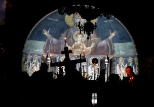 Πρώτοι Χαιρετισμοί: Τι ώρα ξεκινούν – Πότε ψάλλεται ο Ακάθιστος Ύμνος