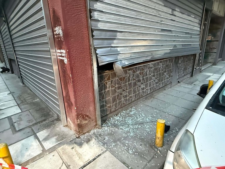 Θεσσαλονίκη: Έκρηξη από γκαζάκι τα ξημερώματα έξω από πολυκατοικία